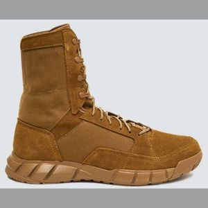 Oakley Coyote Brown Military Boot